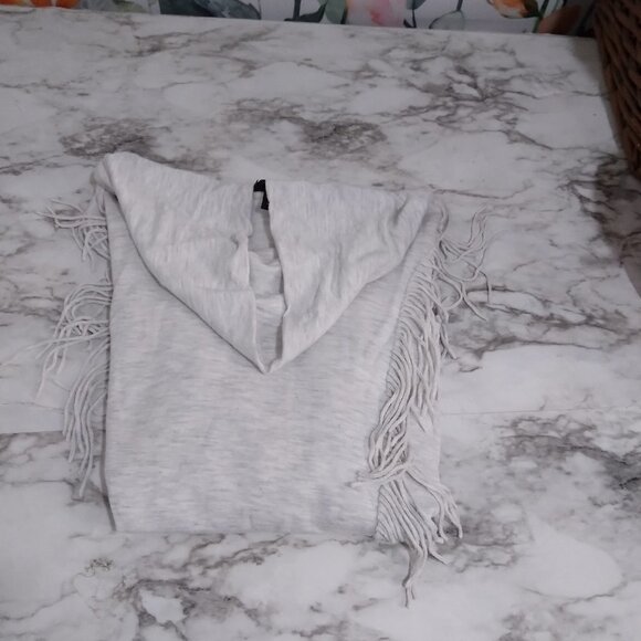 Jessica Simpson Gray Fringe Crop Top Turtle Neck XS Long Sleeve Women Blouse - Picture 10 of 10